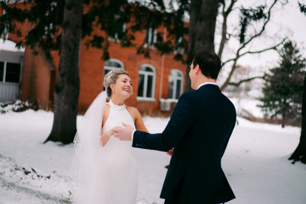 Leah & Jesse Wedding Photo 35