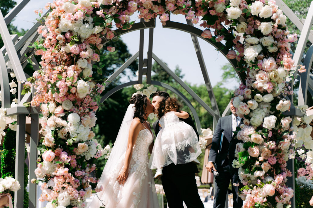 Polina & Soniel Wedding Photo 13
